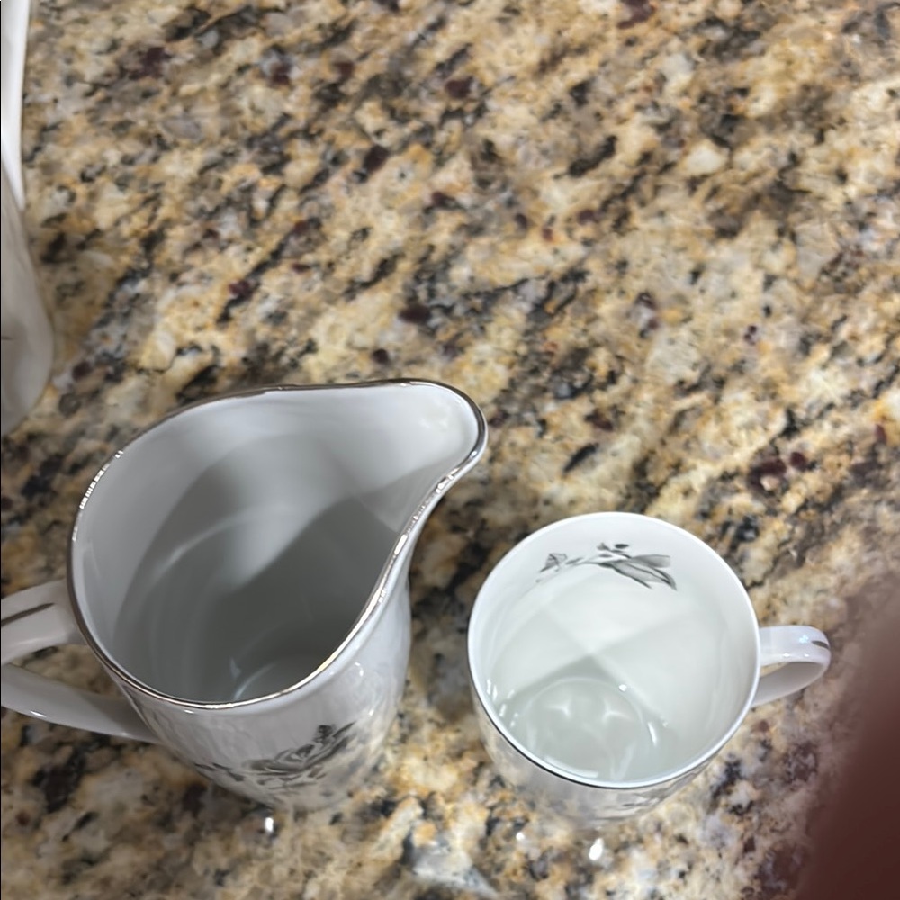 White and Gray Floral Coffee Set Kitchen Accessory - Picture 6 of 12